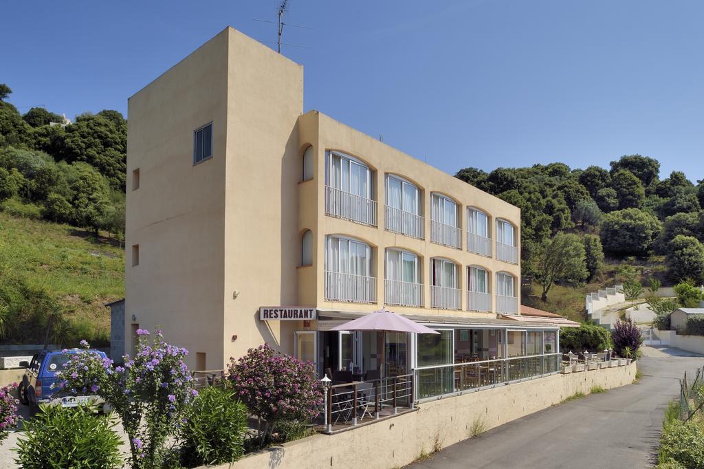 Hotel Alata Bagian luar foto